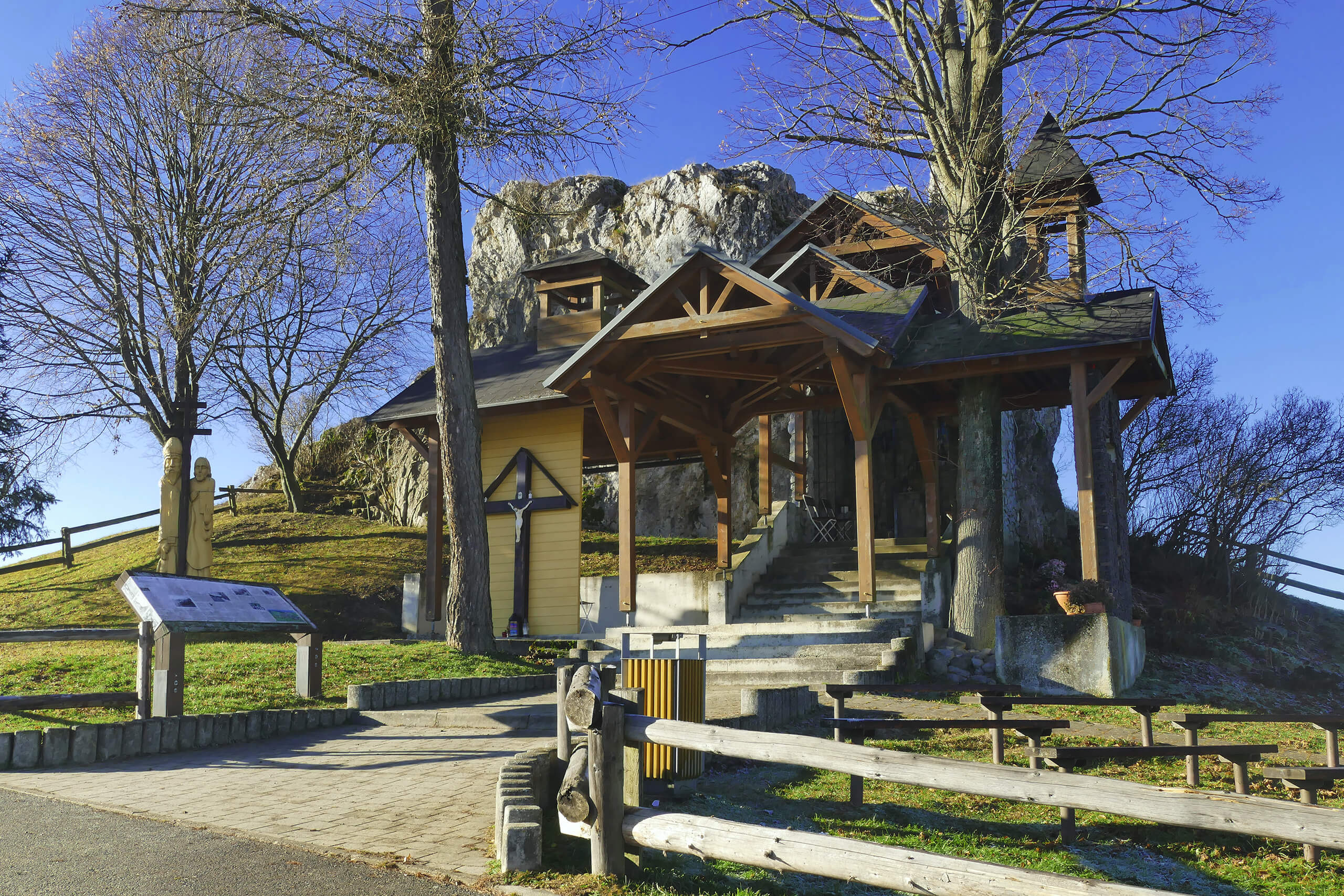 Skalka w drodze na Javorowy Wierch