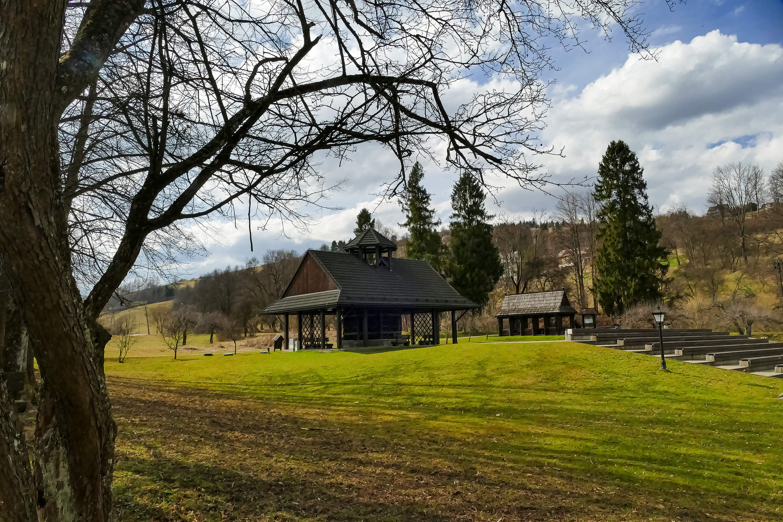 Park Wodzickich w Porębie Wielkiej
